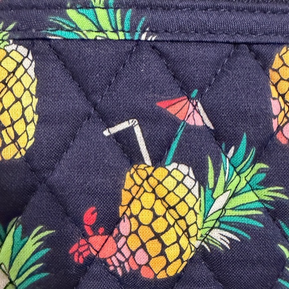 Vera Bradley Pineapple Toucan Party Print Hanging Travel Toiletry Organizer Navy - Picture 6 of 6